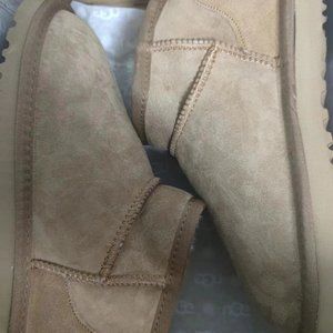 Brand new UGG snow boots